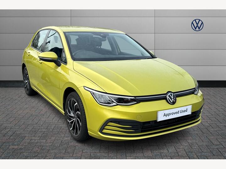 Volkswagen Golf 1.5 ETSI MHEV Life DSG Euro 6 (s/s) 5dr Volkswagen Golf 1.5 ETSI MHEV Life DSG Euro 6 (s/s) 5dr