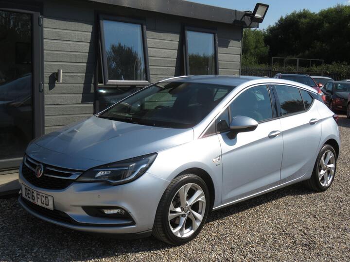 Vauxhall Astra 1.4i Turbo SRi Euro 6 5dr Vauxhall Astra 1.4i Turbo SRi Euro 6 5dr