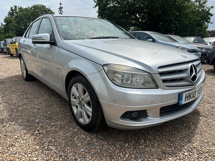 Mercedes-Benz C Class 1.8 C180 BlueEfficiency Executive SE Auto Euro 5 4dr