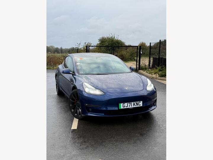 Tesla Model 3 (Dual Motor) Performance Auto 4WDE 4dr (Performance Upgrade)