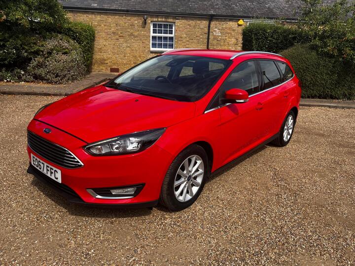 Ford Focus 1.0T EcoBoost Titanium Auto Euro 6 (s/s) 5dr
