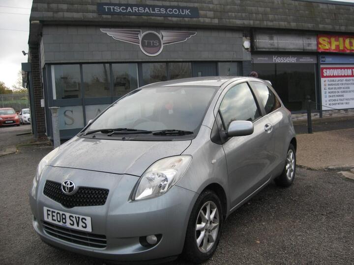 Toyota YARIS 1.3 VVT-i SR 3dr