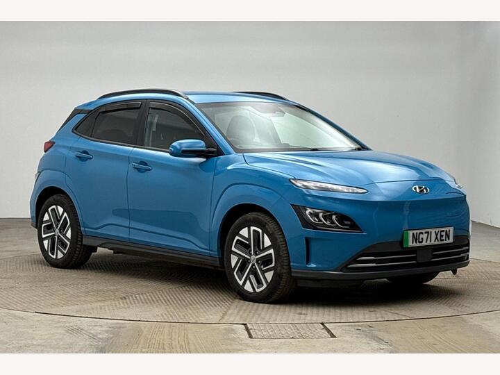 Hyundai KONA 64kWh Premium Auto 5dr (10.5kW Charger)