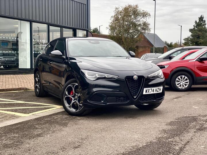 Alfa Romeo Stelvio 2.0T Veloce Auto Q4 AWD Euro 6 (s/s) 5dr Alfa Romeo Stelvio 2.0T Veloce Auto Q4 AWD Euro 6 (s/s) 5dr