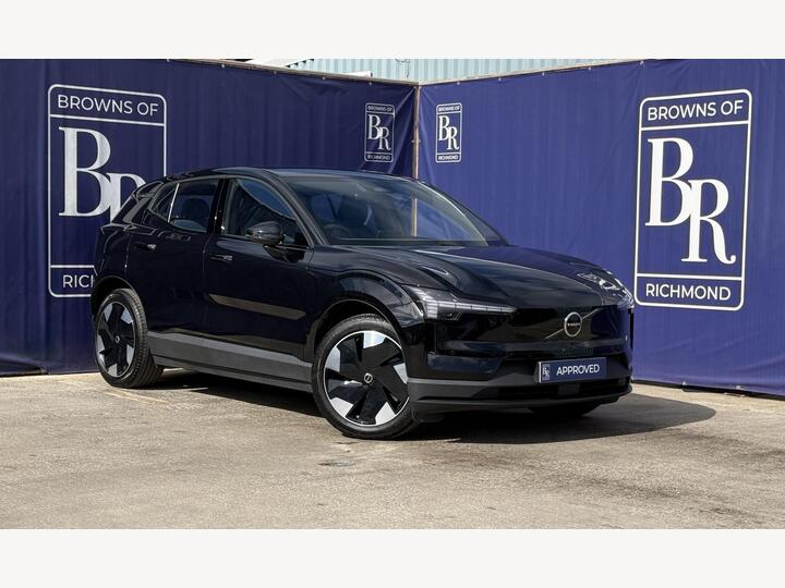 Volvo EX30 Twin Performance 69kWh Plus Auto AWD 5dr