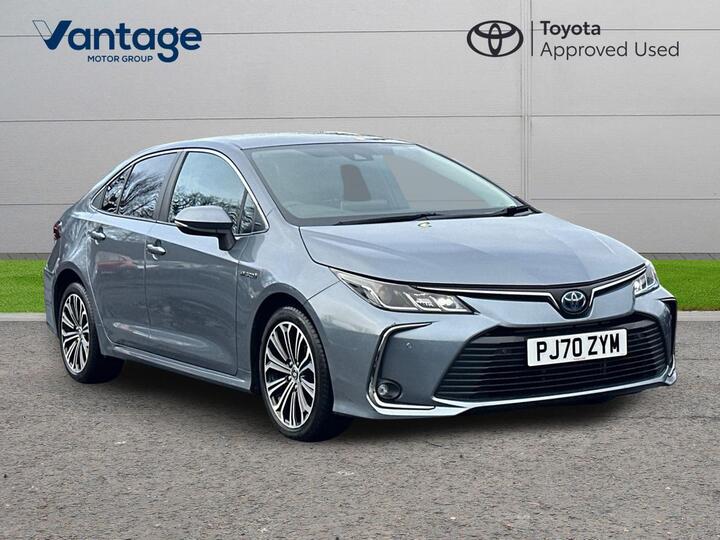 Toyota Corolla 1.8 VVT-h Design CVT Euro 6 (s/s) 4dr