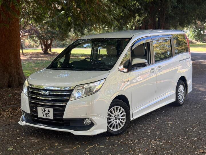 Toyota Voxy N/A