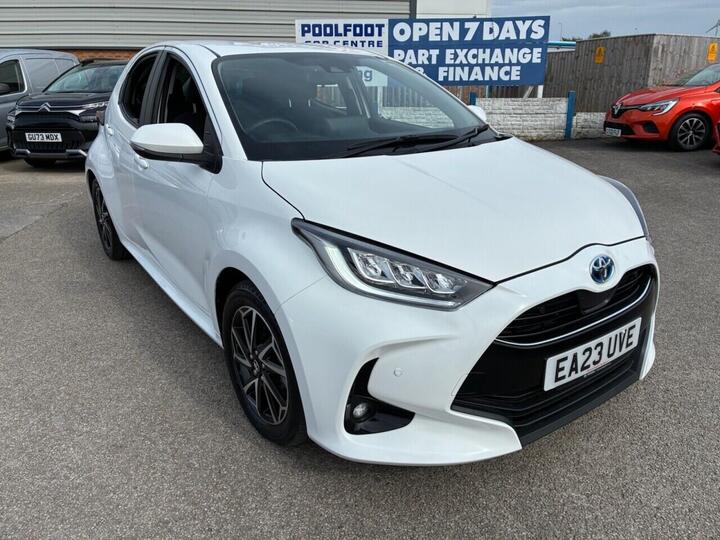 Toyota YARIS 1.5 VVT-h Design E-CVT Euro 6 (s/s) 5dr