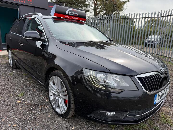Skoda Superb 2.0 TDI Elegance DSG 4WD Euro 5 (s/s) 5dr