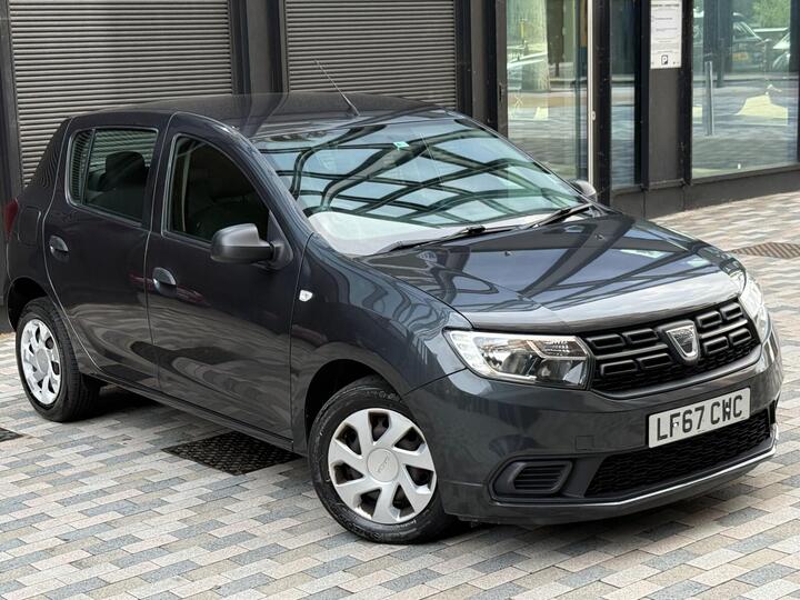 Dacia Sandero 1.0 SCe Ambiance Euro 6 5dr Dacia Sandero 1.0 SCe Ambiance Euro 6 5dr