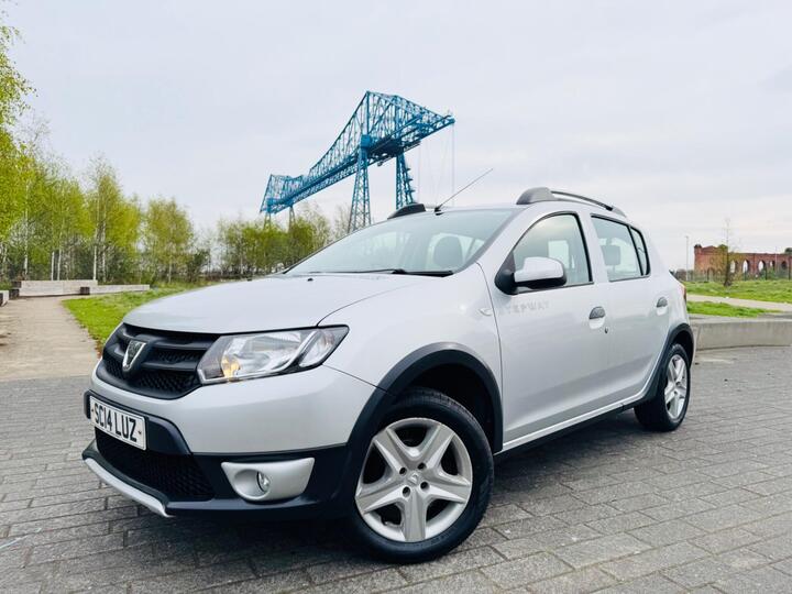 Dacia Sandero Stepway 0.9 TCe Ambiance Euro 5 5dr Dacia Sandero Stepway 0.9 TCe Ambiance Euro 5 5dr
