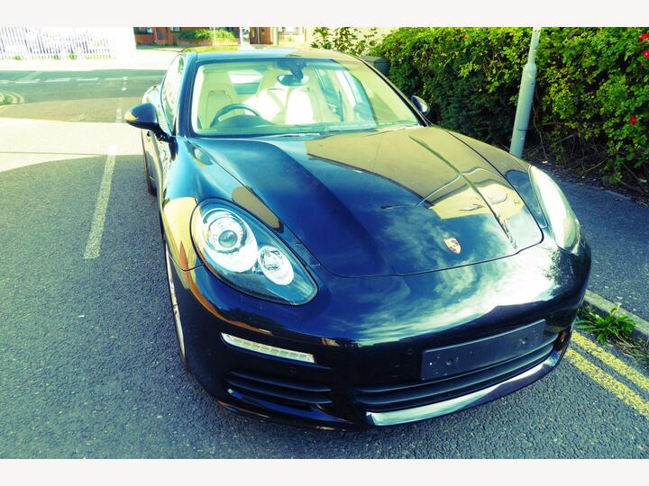 Porsche Panamera 3.0D V6 TiptronicS Euro 5 (s/s) 5dr Porsche Panamera 3.0D V6 TiptronicS Euro 5 (s/s) 5dr