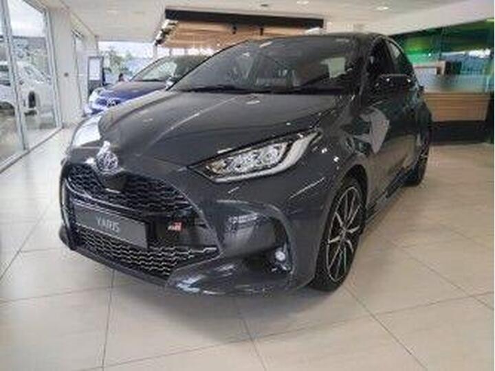 Toyota Yaris 1.5 VVT-h GR SPORT E-CVT Euro 6 (s/s) 5dr