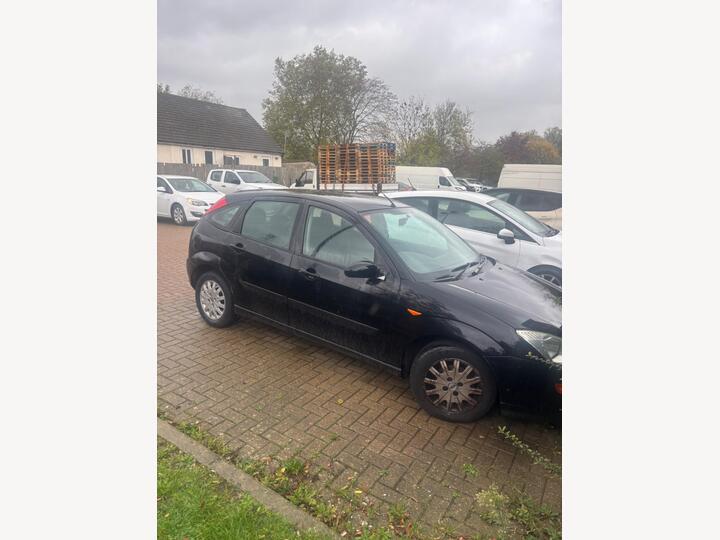 Ford Focus 1.6i 16v Zetec 5dr
