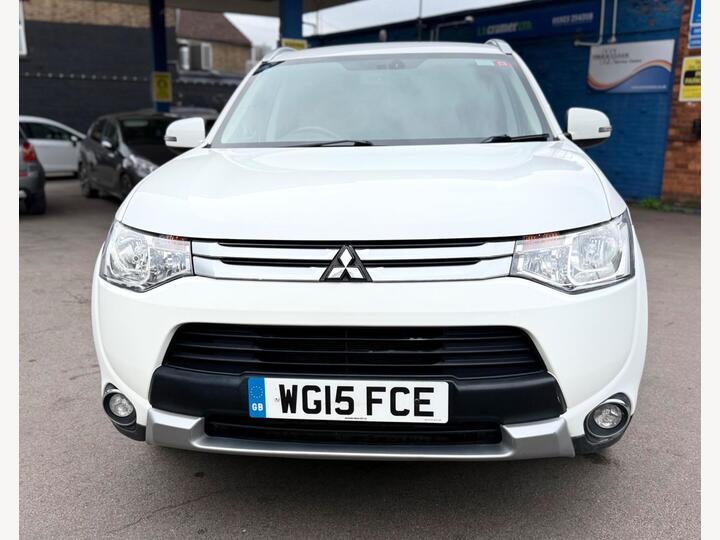 Mitsubishi Outlander 2.2 DI-D GX3 Auto 4WD Euro 5 (s/s) 5dr