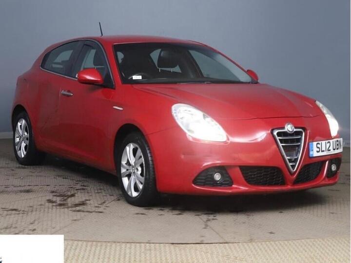 Alfa Romeo Giulietta 1.6 JTDM-2 Lusso Euro 5 (s/s) 5dr