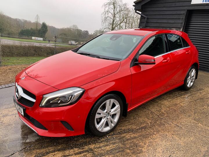 Mercedes-Benz A Class 1.5 A180d Sport (Premium) 7G-DCT Euro 6 (s/s) 5dr Mercedes-Benz A Class 1.5 A180d Sport (Premium) 7G-DCT Euro 6 (s/s) 5dr