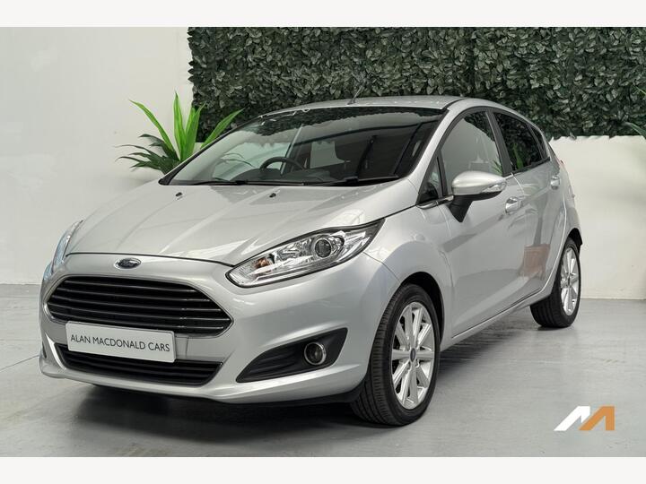 Ford Fiesta 1.0T EcoBoost Titanium Euro 6 (s/s) 5dr