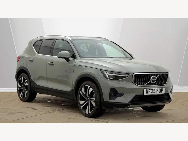 Volvo XC40 2.0 B4 MHEV Ultra Bright DCT Auto Euro 6 (s/s) 5dr