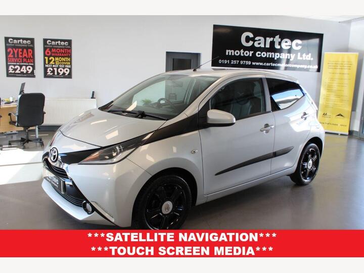 Toyota AYGO 1.0 VVT-i X-clusiv3 Euro 6 5dr Toyota AYGO 1.0 VVT-i X-clusiv3 Euro 6 5dr