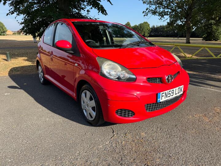 Toyota AYGO 1.0 VVT-i + Euro 4 5dr