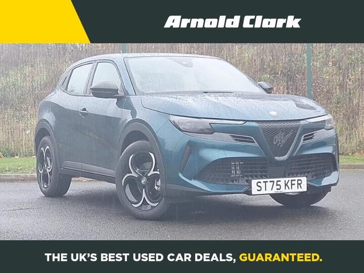 Alfa Romeo Junior 1.2 MHEV Ibrida E-DCT Euro 6 (s/s) 5dr Alfa Romeo Junior 1.2 MHEV Ibrida E-DCT Euro 6 (s/s) 5dr