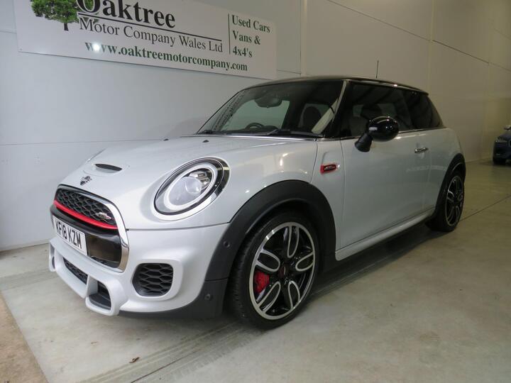 MINI Hatch 2.0 John Cooper Works Auto Euro 6 (s/s) 3dr