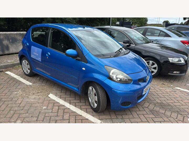 Toyota AYGO 1.0 VVT-i Blue Euro 4 5dr