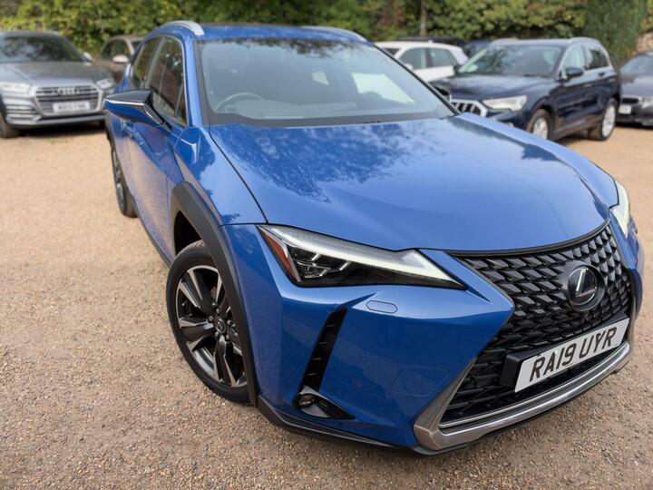 Lexus UX 2.0 250h Takumi E-CVT Euro 6 (s/s) 5dr