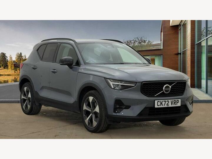 Volvo XC40 2.0 B4 MHEV Plus DCT Auto AWD Euro 6 (s/s) 5dr