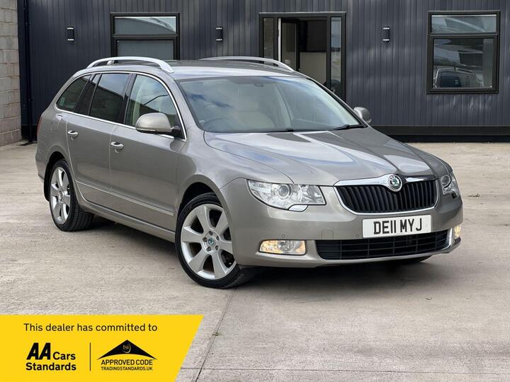 Skoda SUPERB 1.8 TSI Elegance DSG Euro 5 5dr