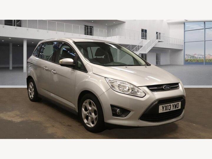Ford Grand C-Max 1.6 TDCi Zetec Euro 5 5dr Ford Grand C-Max 1.6 TDCi Zetec Euro 5 5dr