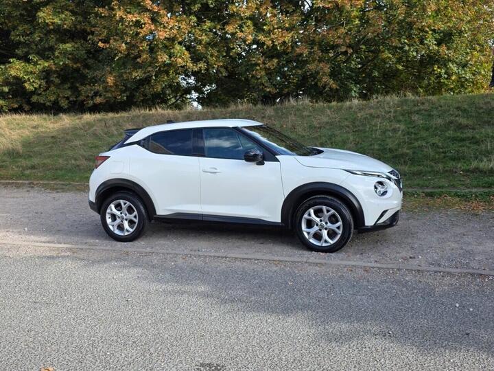 Nissan JUKE 1.0 DIG-T N-Connecta DCT Auto Euro 6 (s/s) 5dr