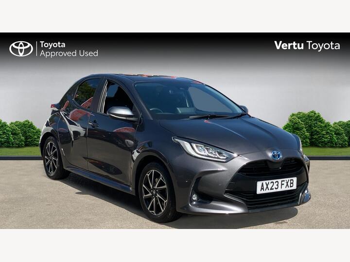 Toyota Yaris 1.5 VVT-h Design E-CVT Euro 6 (s/s) 5dr