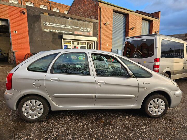 Citroen Xsara Picasso 1.6 HDi Exclusive 5dr Citroen Xsara Picasso 1.6 HDi Exclusive 5dr
