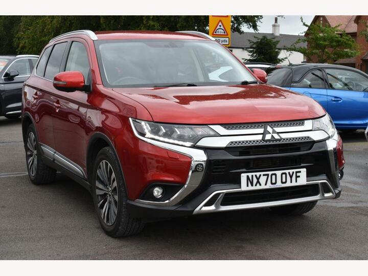 Mitsubishi OUTLANDER 2.0 MIVEC Exceed CVT 4WD Euro 6 (s/s) 5dr