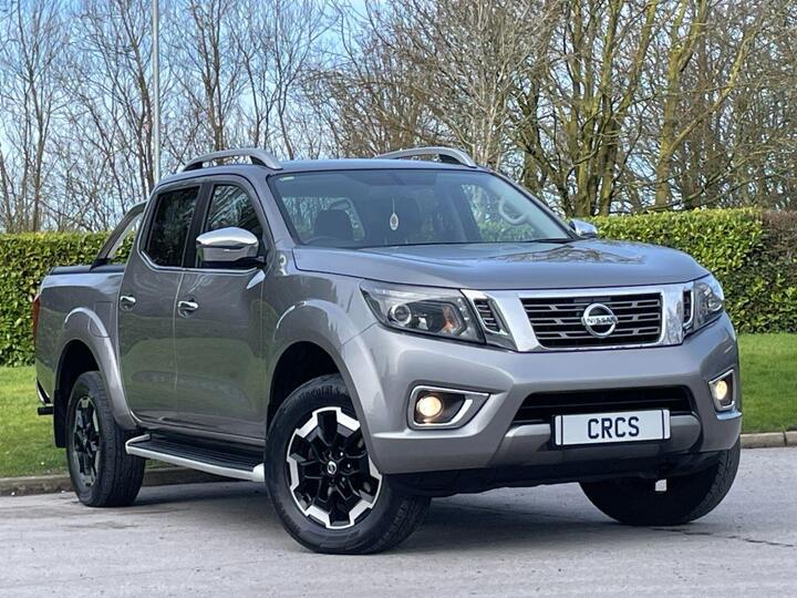 Nissan NAVARA 2.3 DCi Tekna Auto 4WD Euro 6 4dr