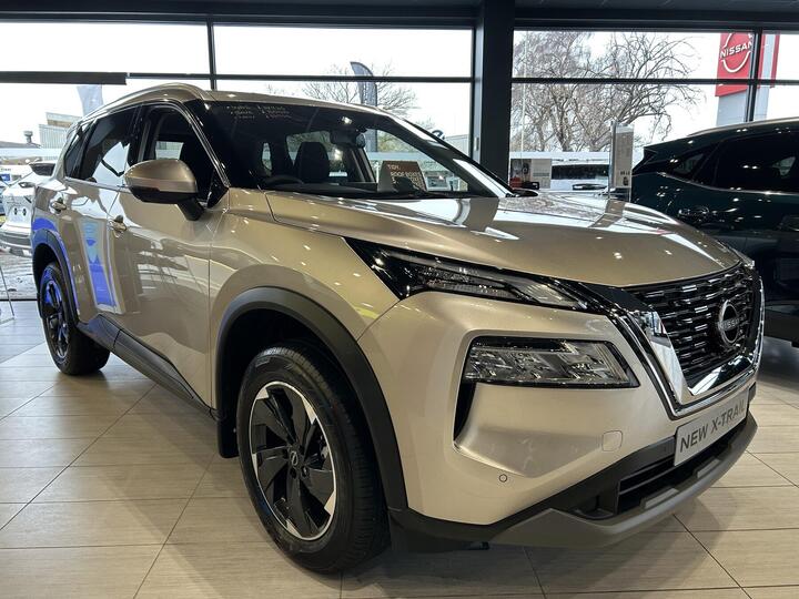 Nissan X-TRAIL 1.5 DIG-T MHEV N-Connecta XTRON Euro 6 (s/s) 5dr
