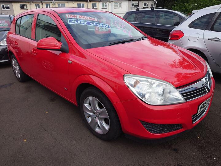 Vauxhall Astra 1.4i 16v Active 5dr
