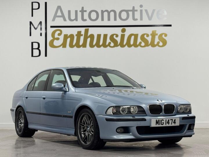 BMW M5 4.9i 4dr