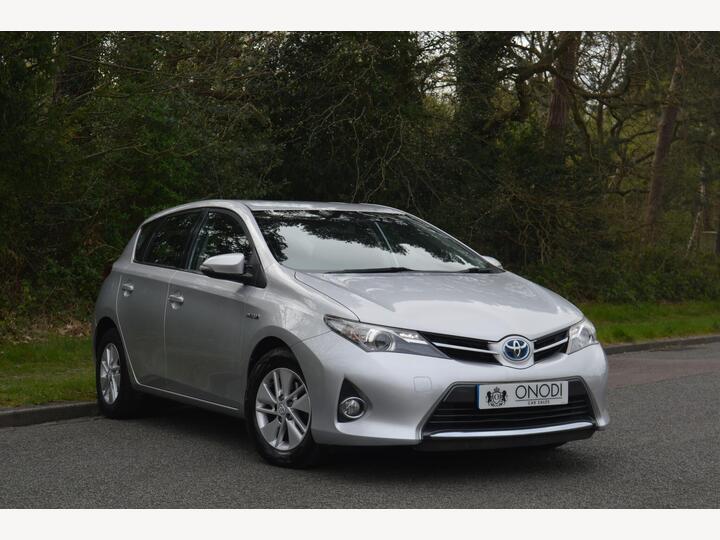 Toyota Auris 1.8 VVT-h Icon CVT Euro 5 (s/s) 5dr