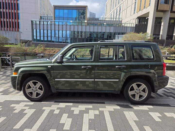 Jeep Patriot 2.4 Sport 4x4 5dr