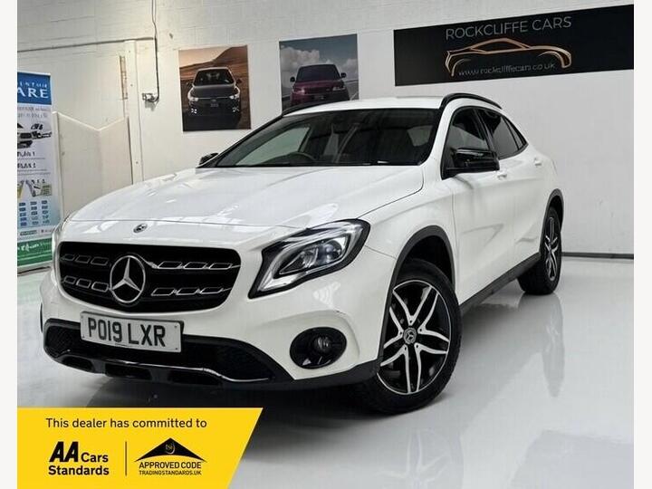 Mercedes-Benz GLA 1.6 GLA180 Urban Edition Euro 6 (s/s) 5dr Mercedes-Benz GLA 1.6 GLA180 Urban Edition Euro 6 (s/s) 5dr