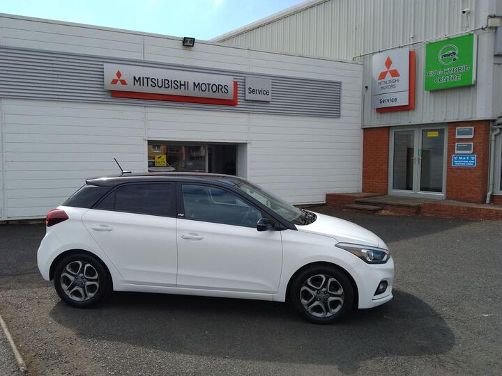 Hyundai I20 1.2 Play Euro 6 (s/s) 5dr Hyundai I20 1.2 Play Euro 6 (s/s) 5dr