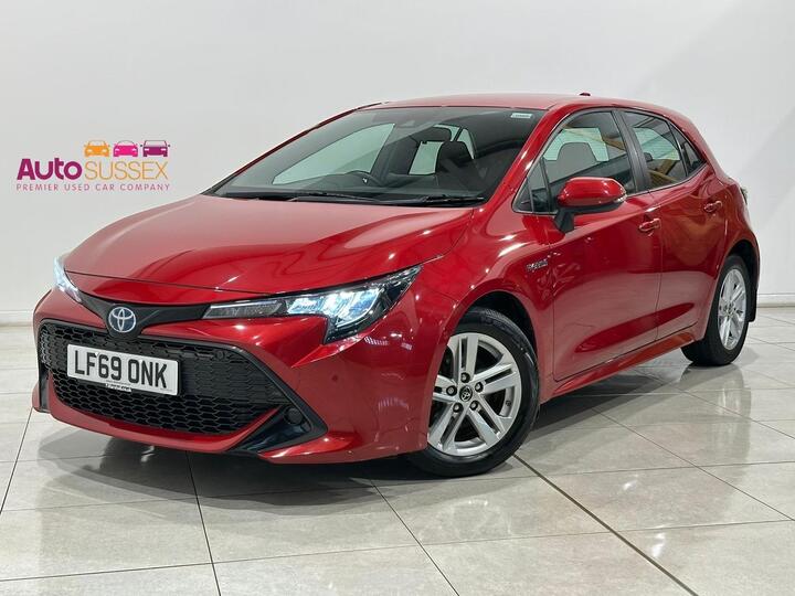 Toyota Corolla 1.8 VVT-h Icon Tech CVT Euro 6 (s/s) 5dr