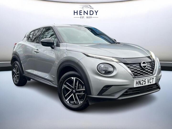 Nissan JUKE 1.6 N-Connecta Auto Euro 6 5dr