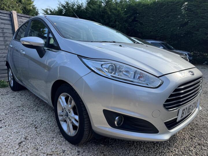 Ford Fiesta 1.0T EcoBoost Zetec Euro 6 (s/s) 5dr
