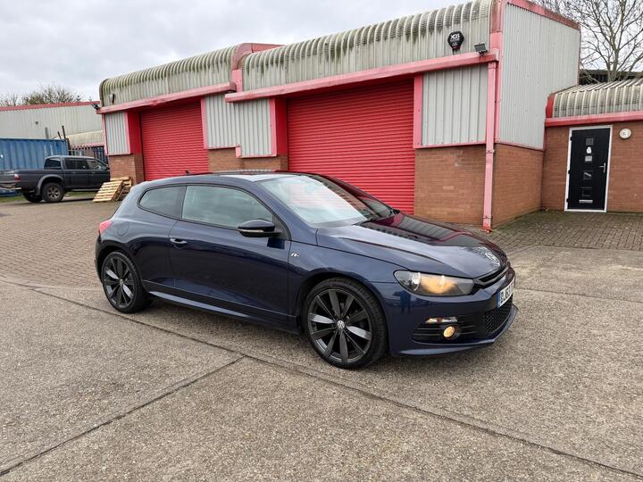 Volkswagen Scirocco 2.0 TDI BlueMotion Tech R-Line Euro 5 (s/s) 3dr (Leather, Nav) Volkswagen Scirocco 2.0 TDI BlueMotion Tech R-Line Euro 5 (s/s) 3dr (Leather, Nav)