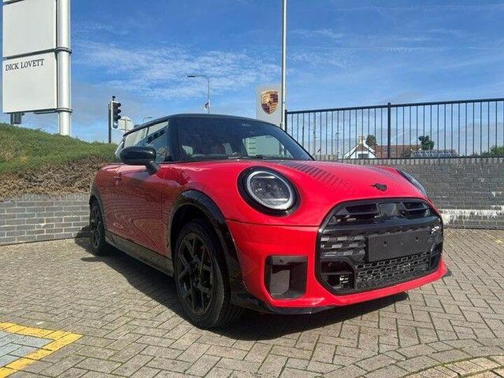 MINI Cooper 1.5C Sport Steptronic Euro 6 (s/s) 3dr