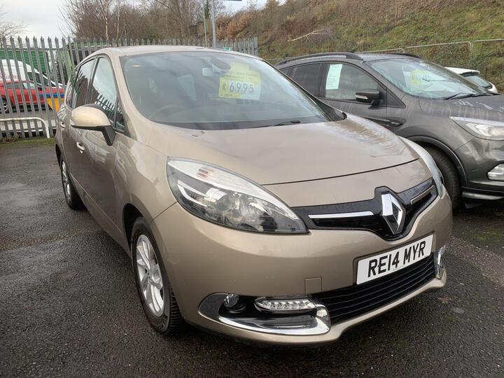Renault GRAND SCENIC 1.5 DCi ENERGY Dynamique TomTom Euro 5 (s/s) 5dr
